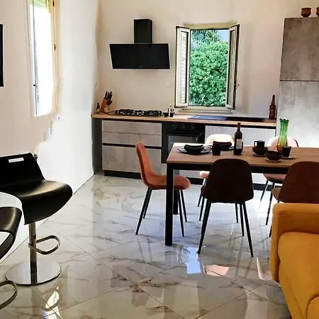 Апартаменты Terrazzo Esclusivo Con Zona Solarium Da 200 Mq Вальдериче