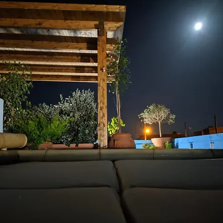 Terrazzo Esclusivo Con Zona Solarium Da 200 Mq アパート *